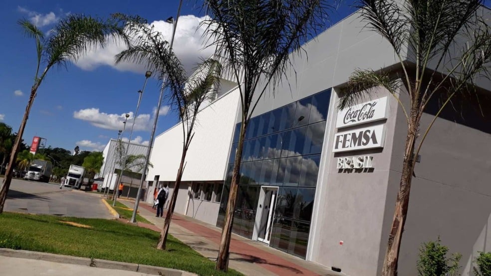Fabrica-da-Coca-Cola-FEMSA-em-Jundiai-984x553