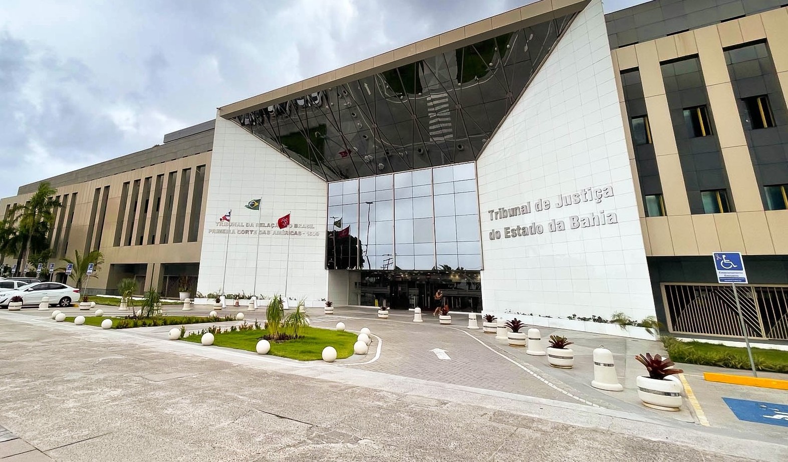 Fachada-do-TJBA